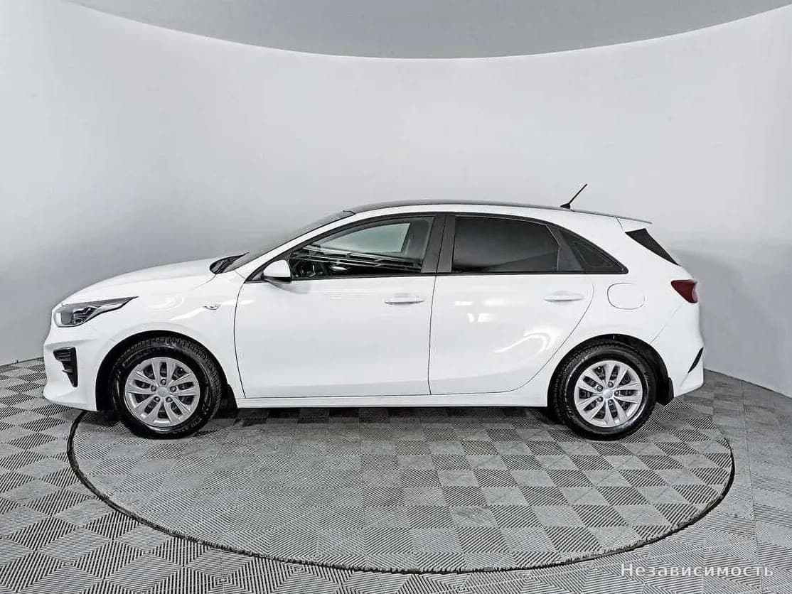 KIA Ceed 2019 с пробегом — фото 8