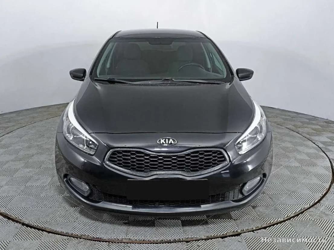 KIA Ceed 2012 с пробегом — фото 2