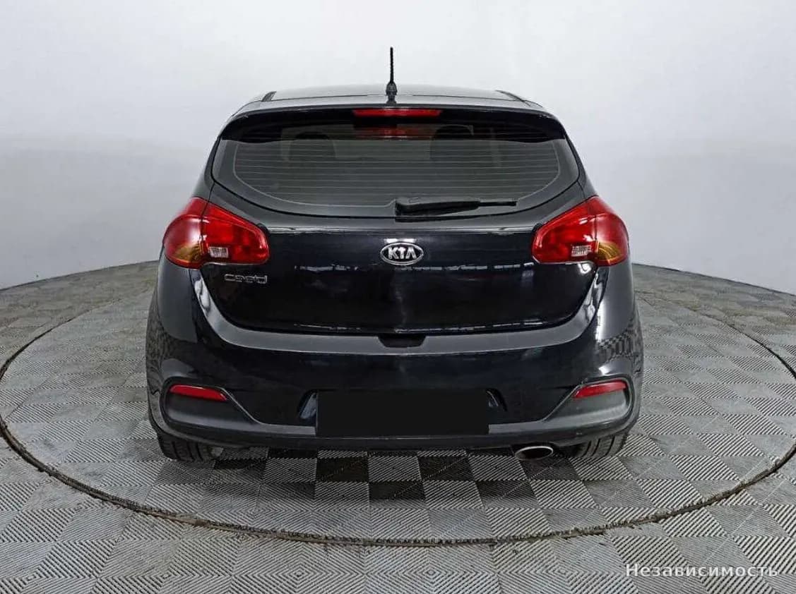 KIA Ceed 2012 с пробегом — фото 6