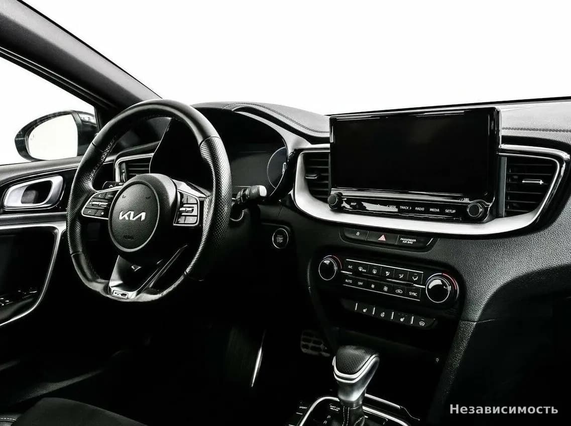 KIA Ceed 2022 с пробегом — фото 9