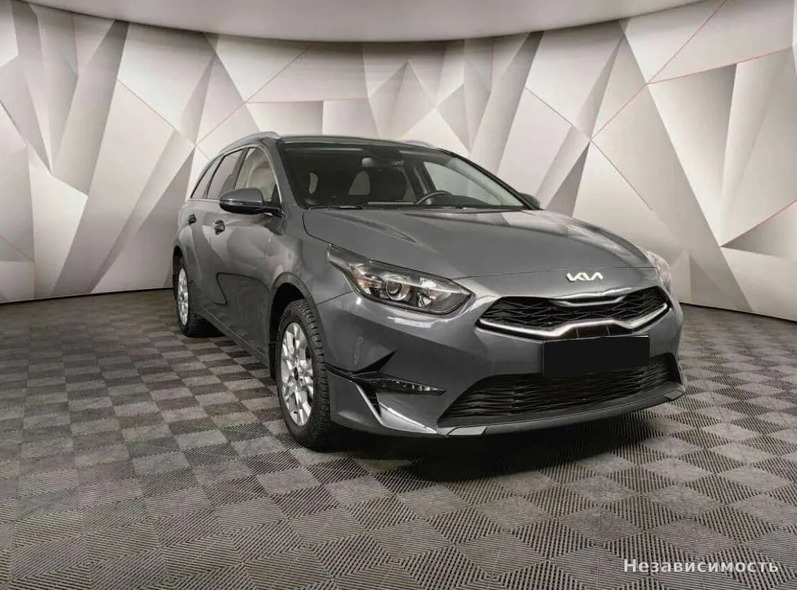 KIA Ceed 2022 с пробегом — фото 3