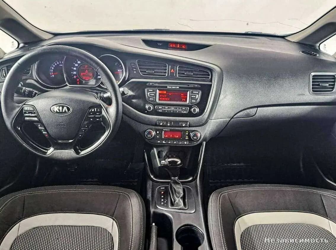KIA Ceed 2012 с пробегом — фото 8