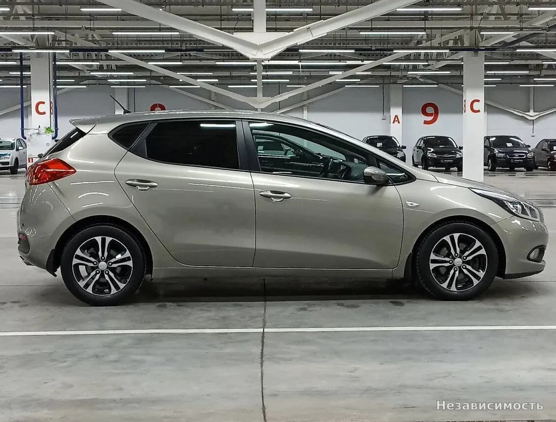 KIA Ceed 2015 с пробегом — фото 4