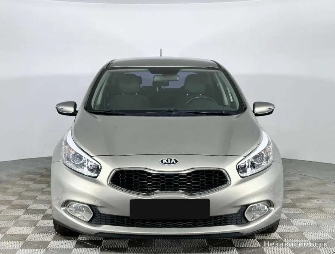 KIA Ceed 2014 с пробегом — фото 3