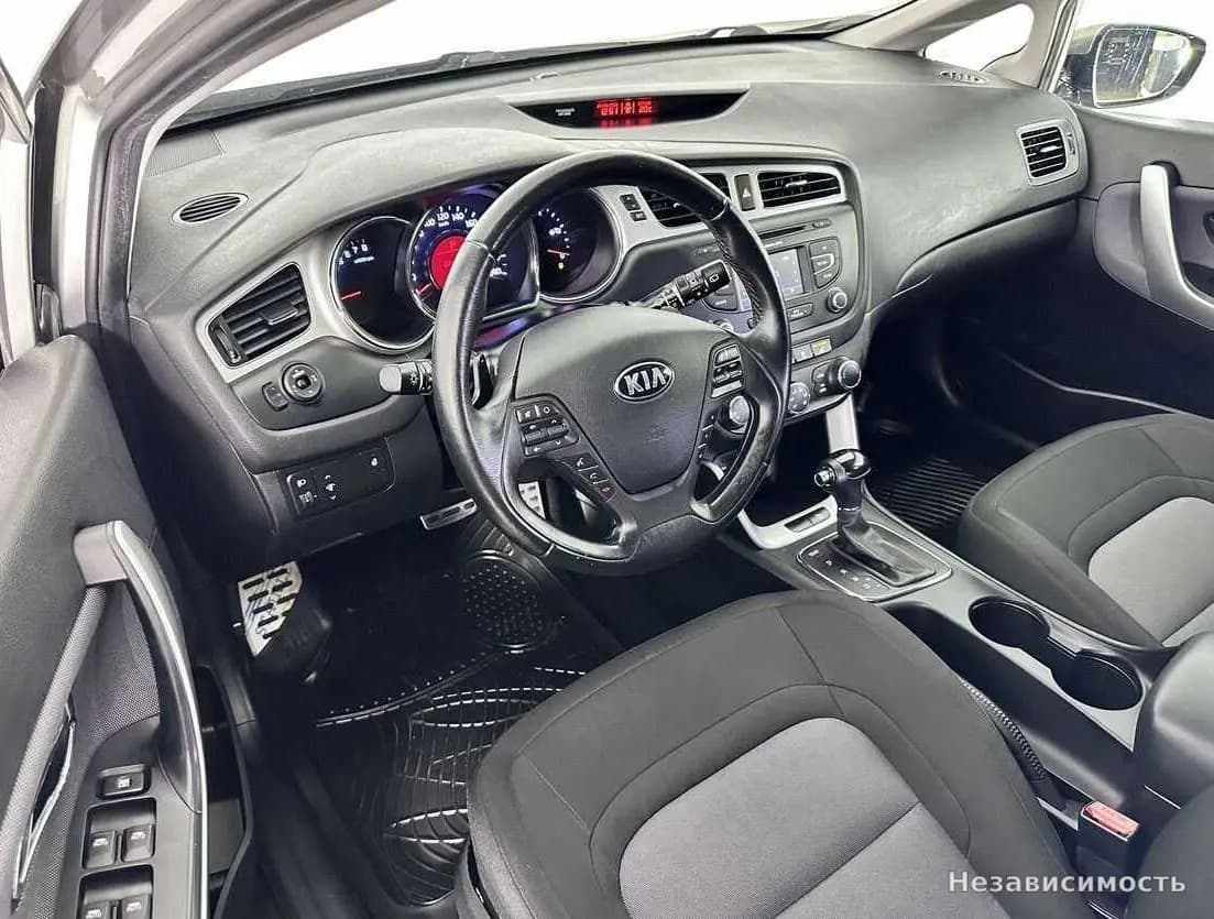 KIA Ceed 2014 с пробегом — фото 9