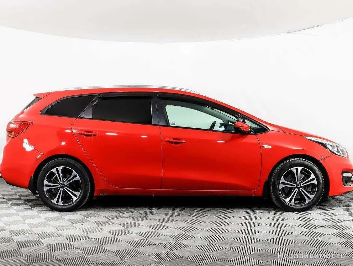 KIA Ceed 2017 с пробегом — фото 4