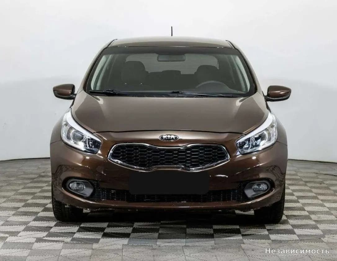 KIA Ceed 2015 с пробегом — фото 2