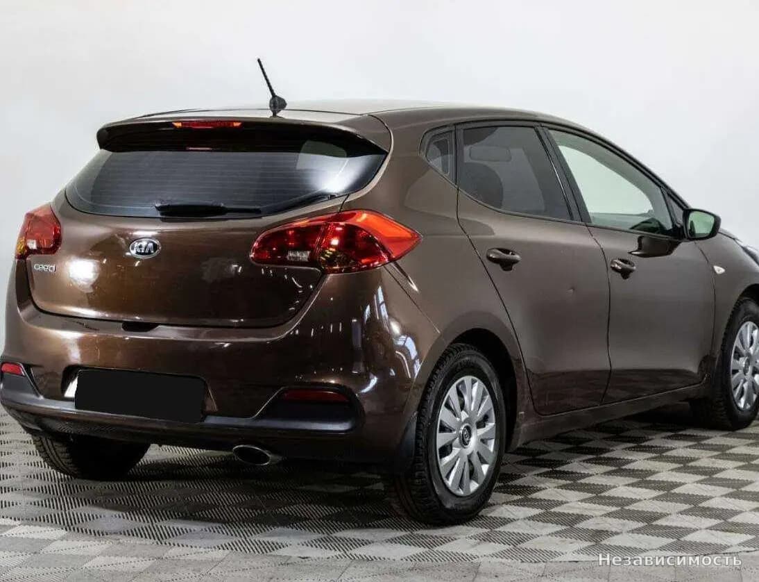 KIA Ceed 2015 с пробегом — фото 5