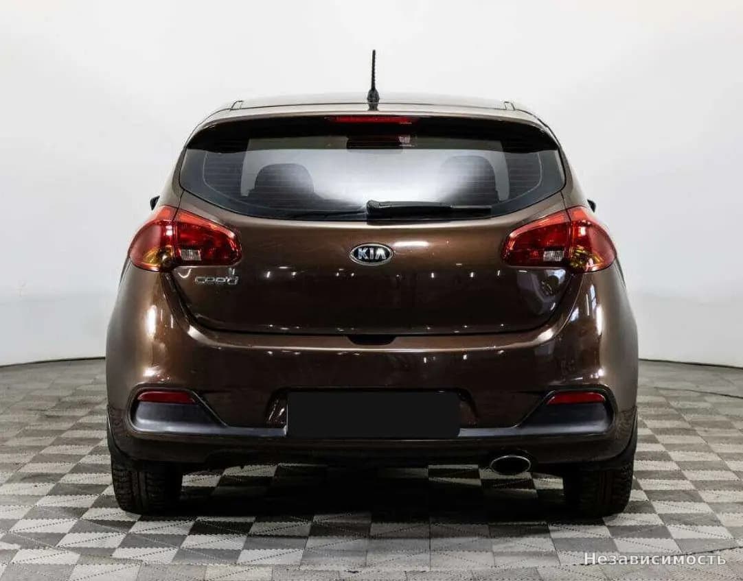 KIA Ceed 2015 с пробегом — фото 6