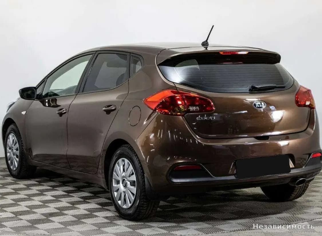KIA Ceed 2015 с пробегом — фото 7