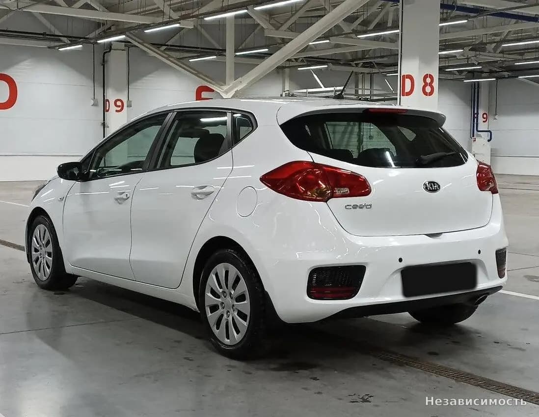 KIA Ceed 2015 с пробегом — фото 7