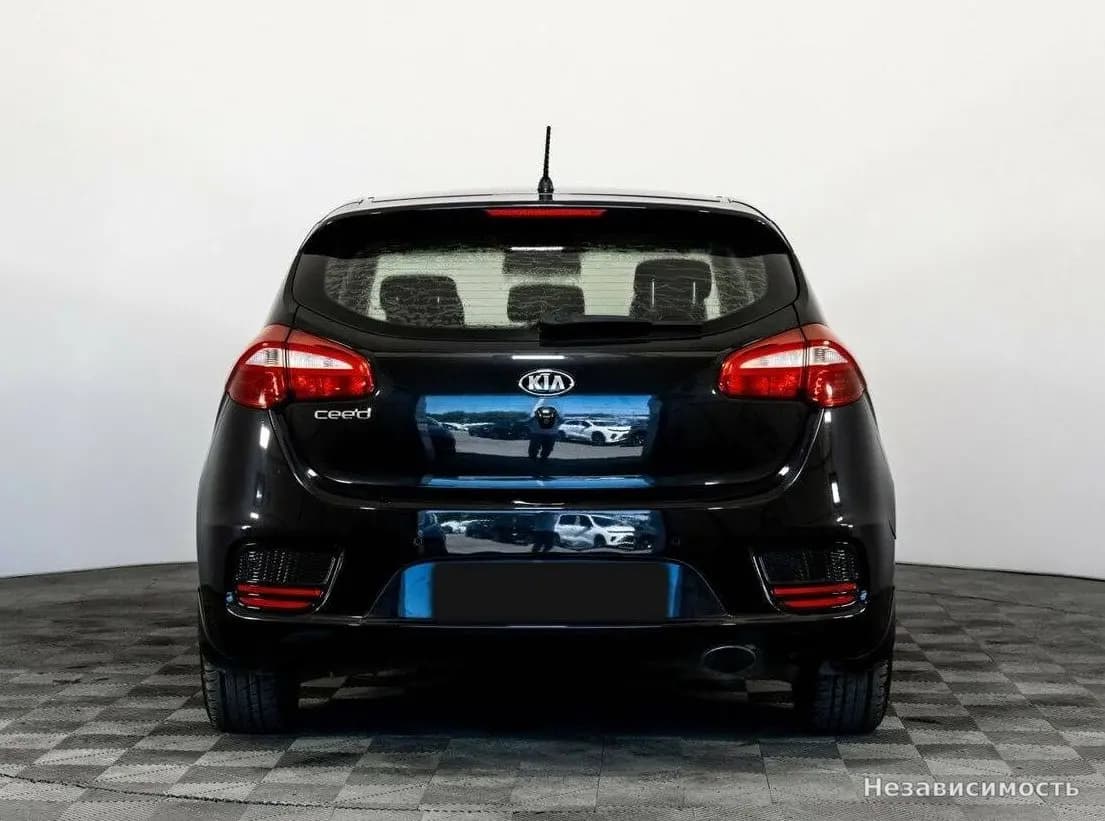 KIA Ceed 2015 с пробегом — фото 5