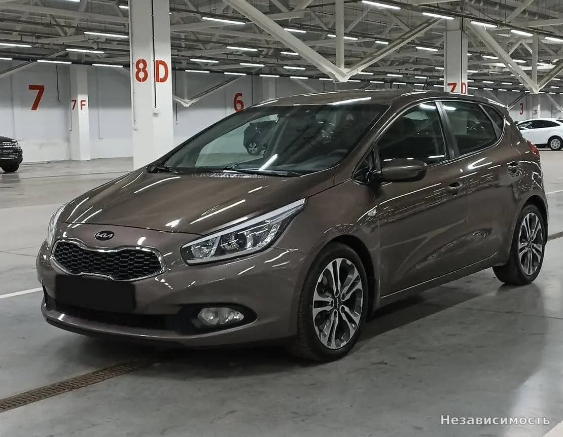 KIA Ceed 2013 с пробегом — фото 1