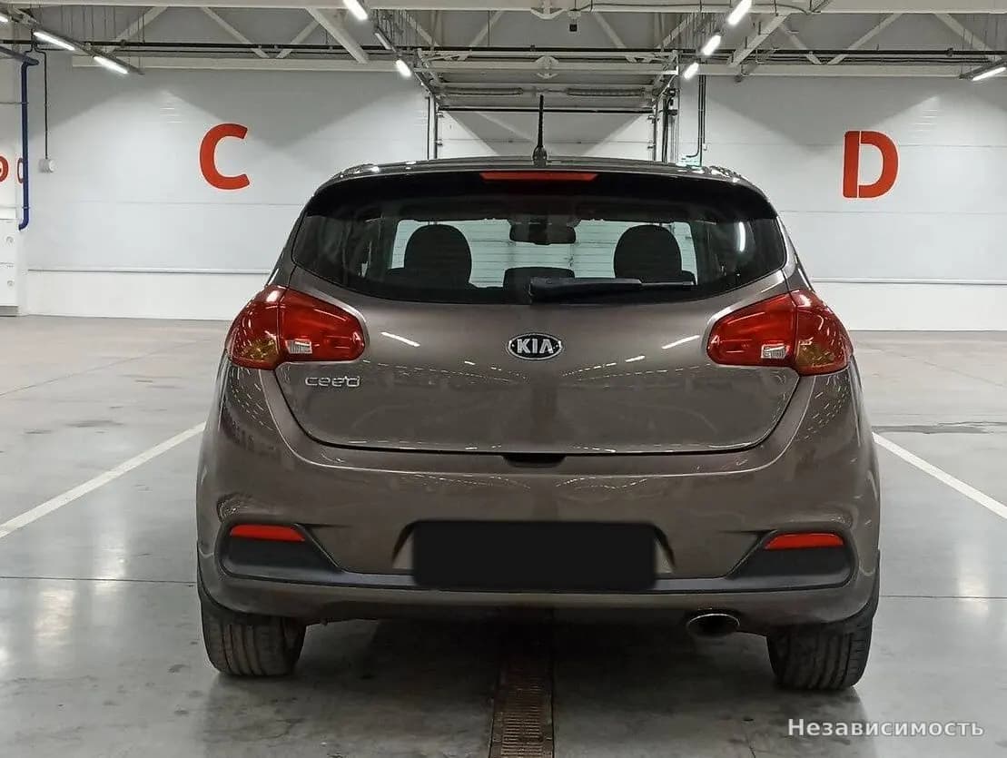 KIA Ceed 2013 с пробегом — фото 6