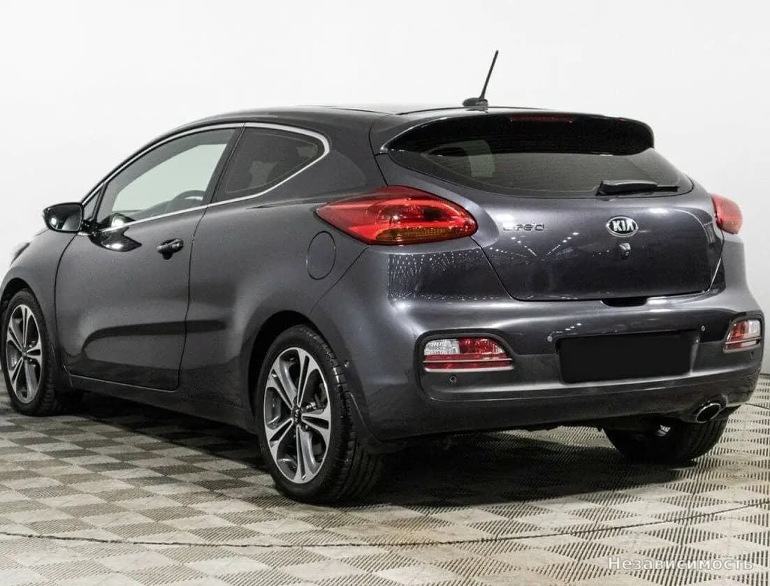KIA Ceed 2016 с пробегом — фото 7