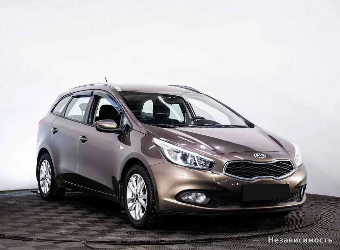 KIA Ceed 2014 с пробегом — фото 3