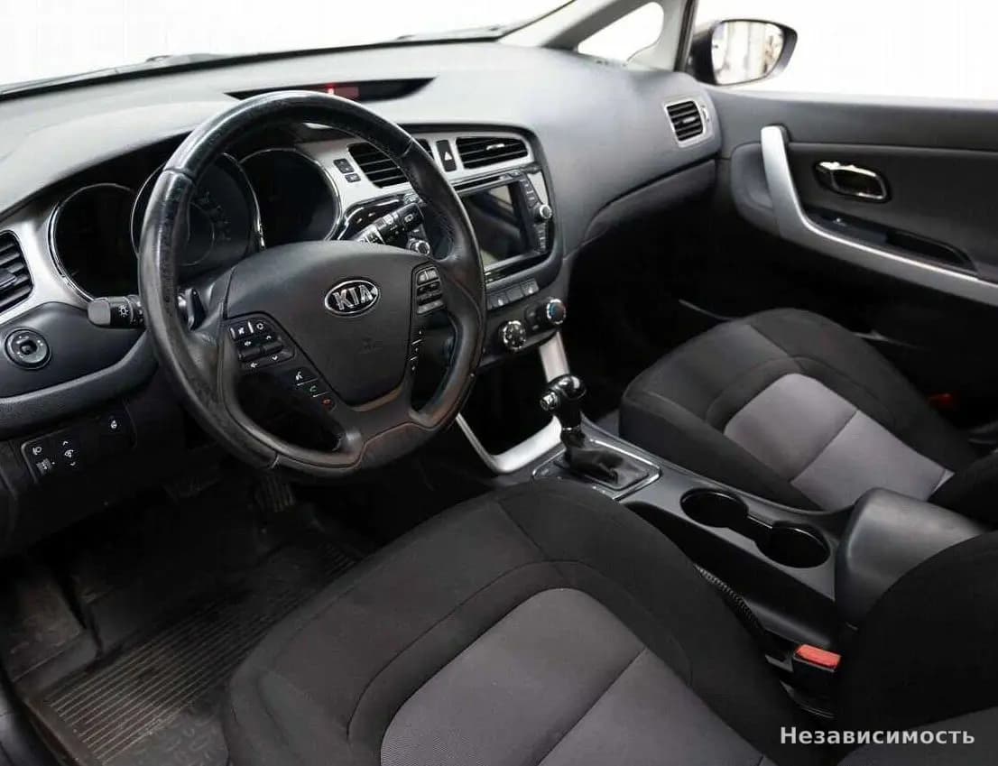 KIA Ceed 2014 с пробегом — фото 7