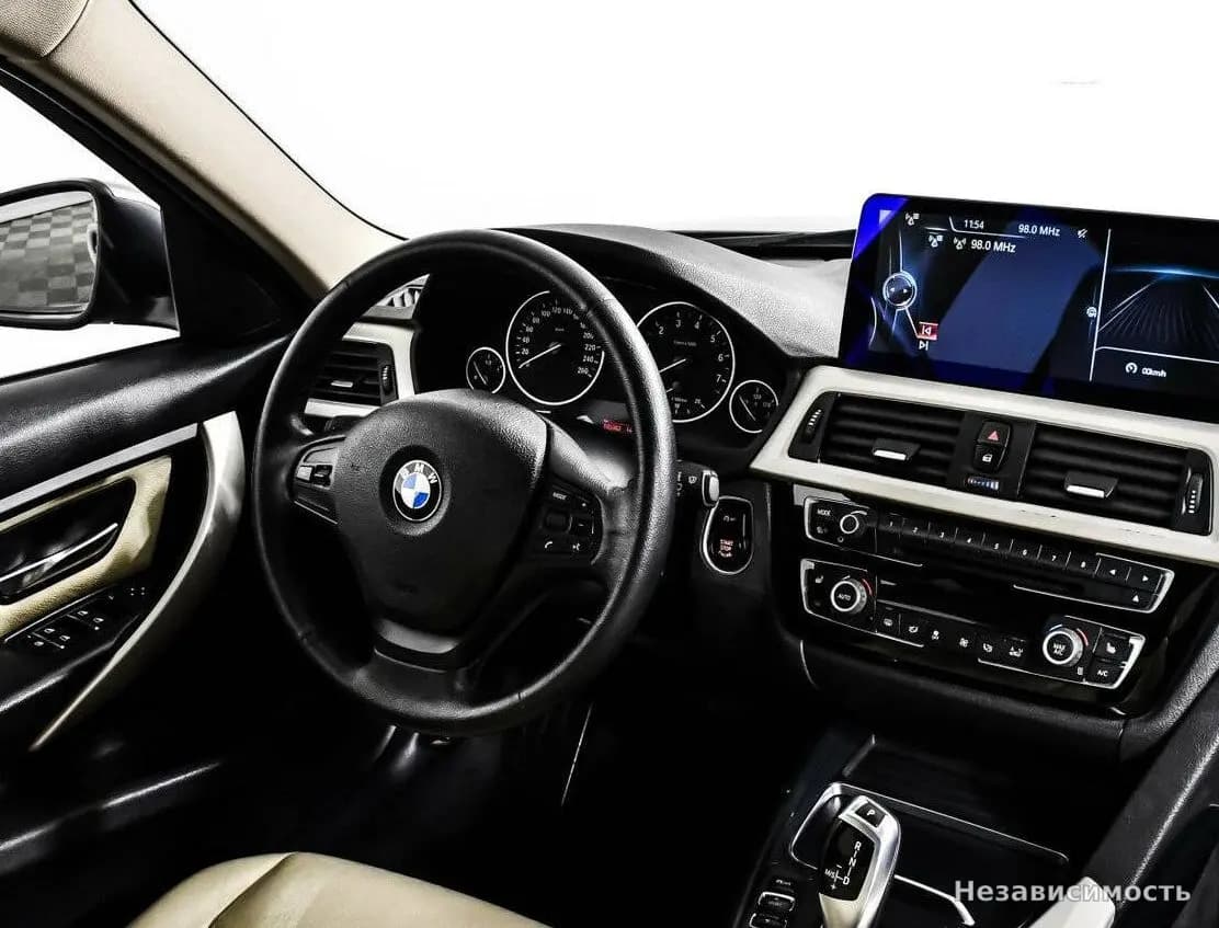 BMW 3 серии 2015 с пробегом — фото 9