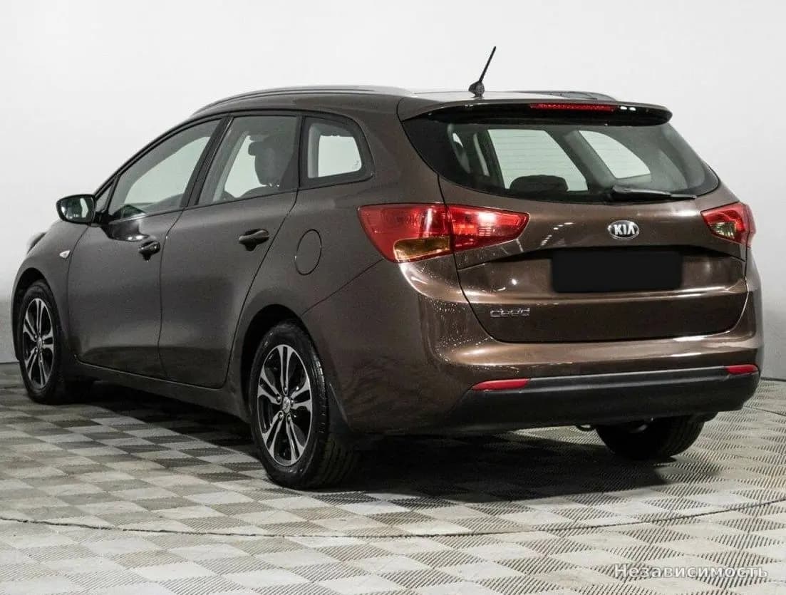 KIA Ceed 2013 с пробегом — фото 7