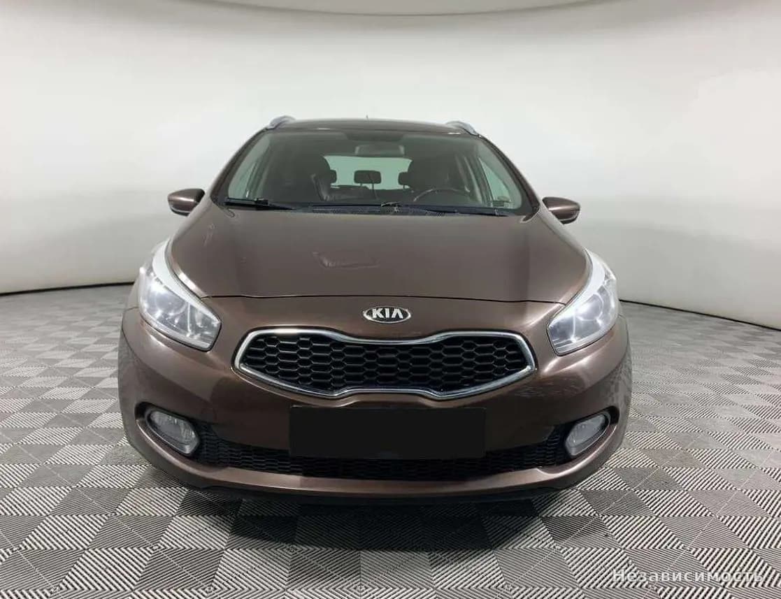 KIA Ceed 2014 с пробегом — фото 2