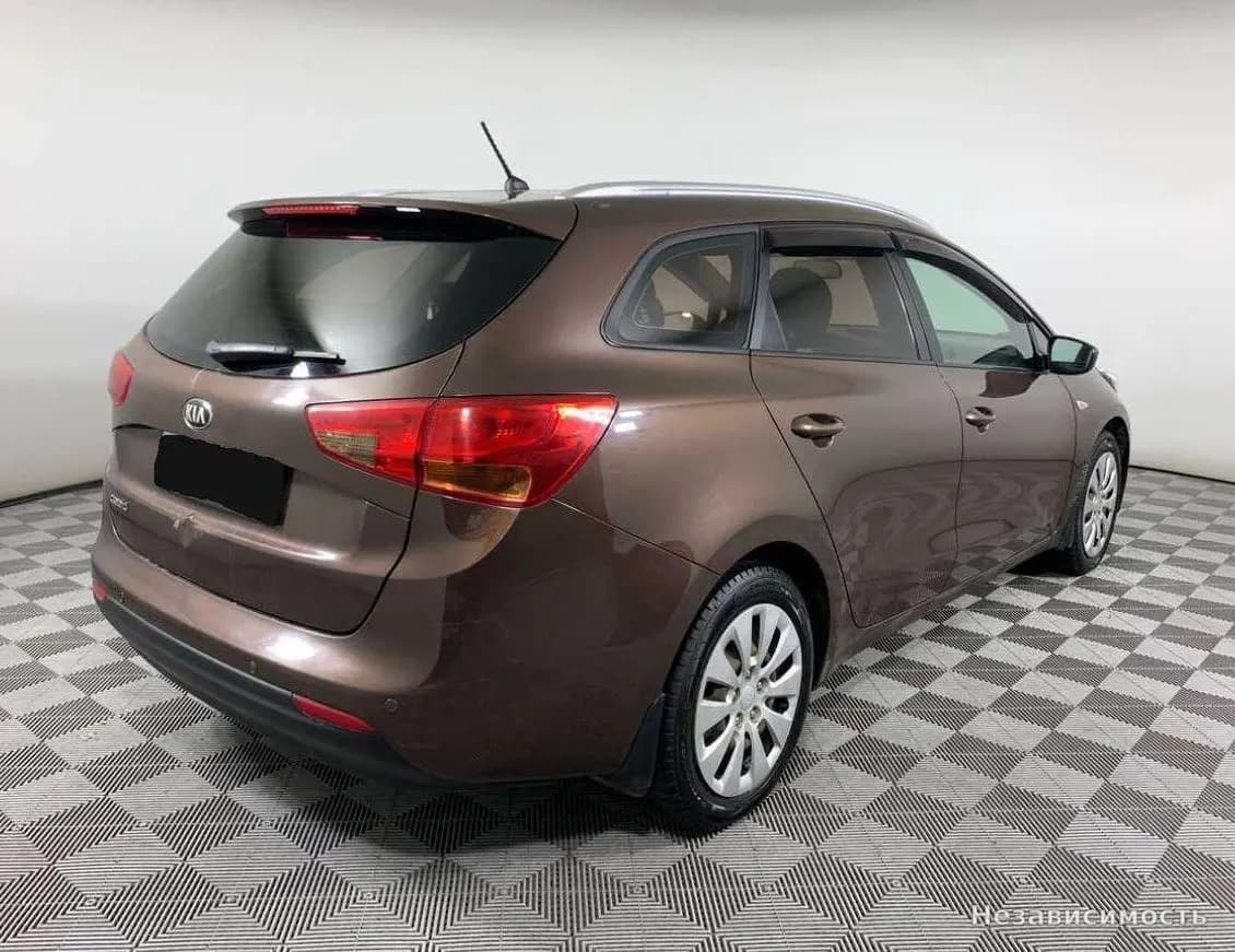 KIA Ceed 2014 с пробегом — фото 5
