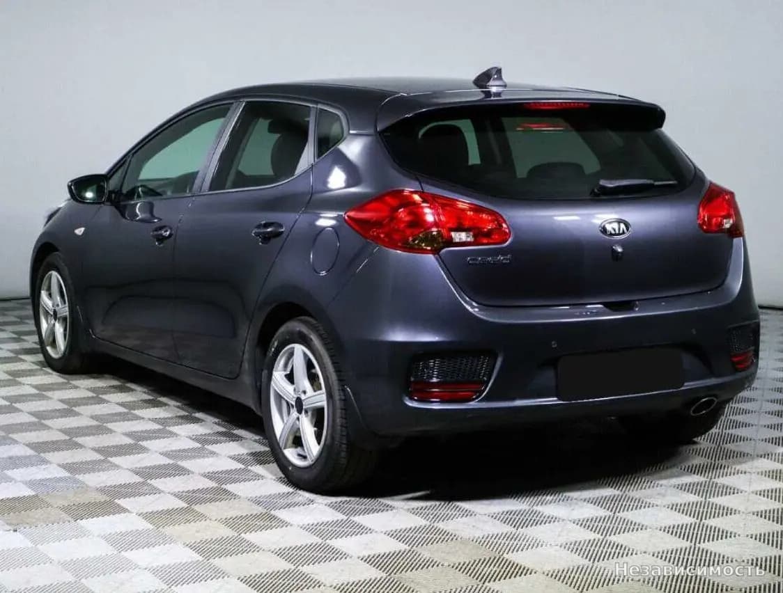 KIA Ceed 2017 с пробегом — фото 6