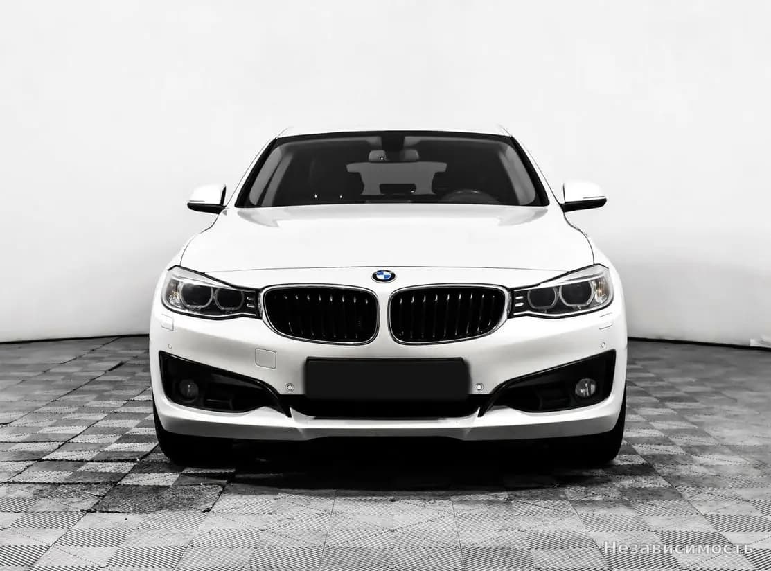 BMW 3 серии 2015 с пробегом — фото 2