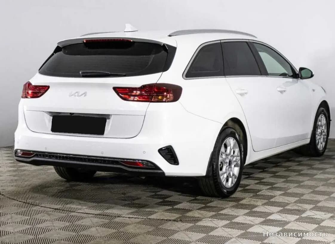 KIA Ceed 2023 с пробегом — фото 5