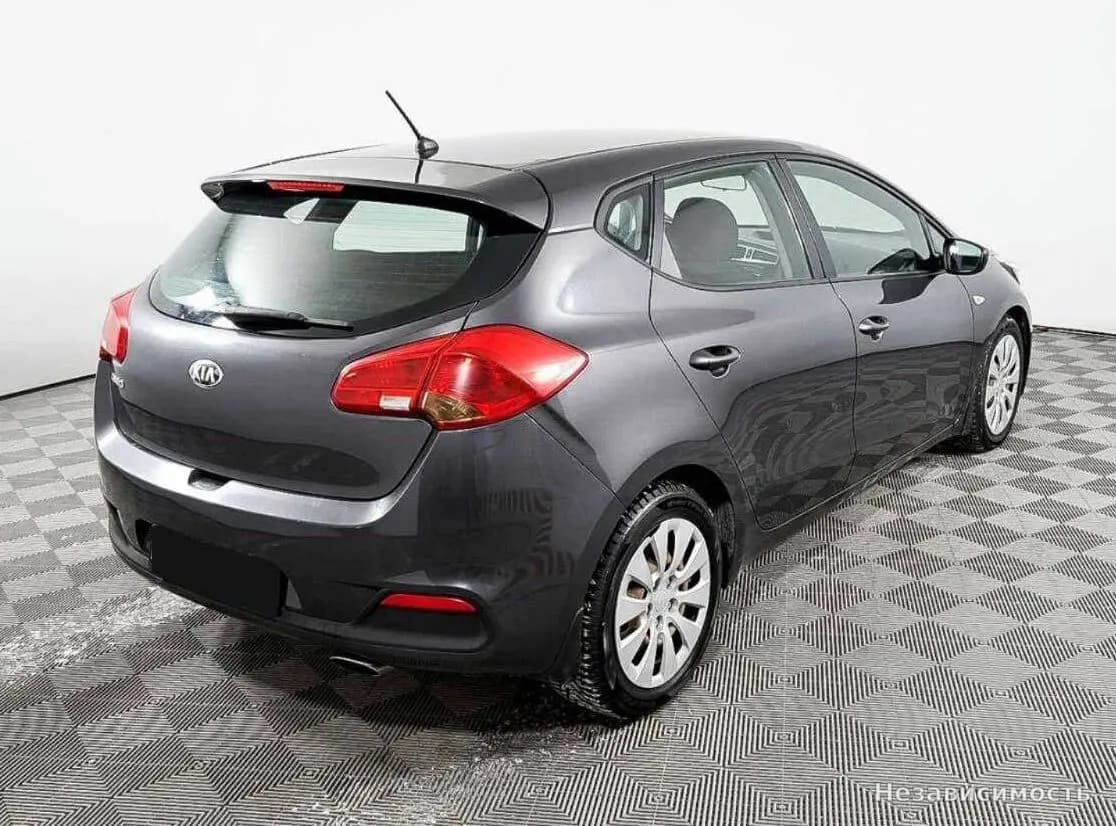 KIA Ceed 2013 с пробегом — фото 5