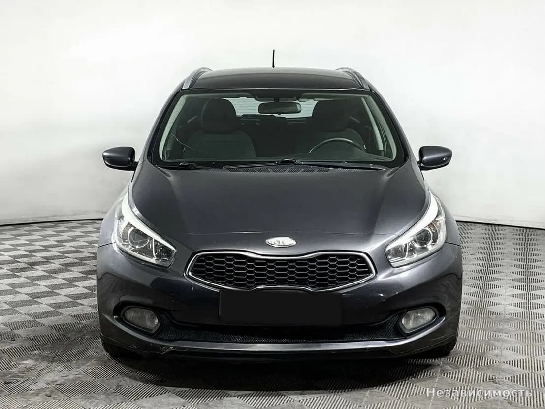 KIA Ceed 2013 с пробегом — фото 2