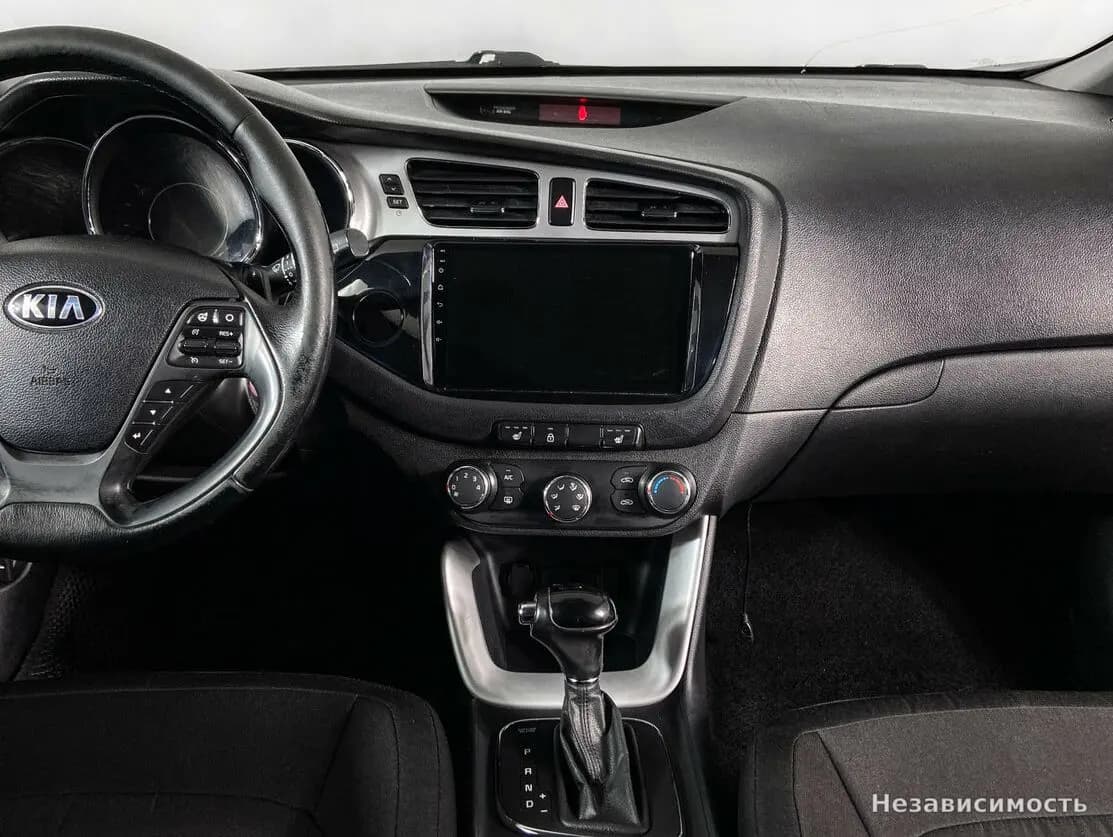 KIA Ceed 2013 с пробегом — фото 9
