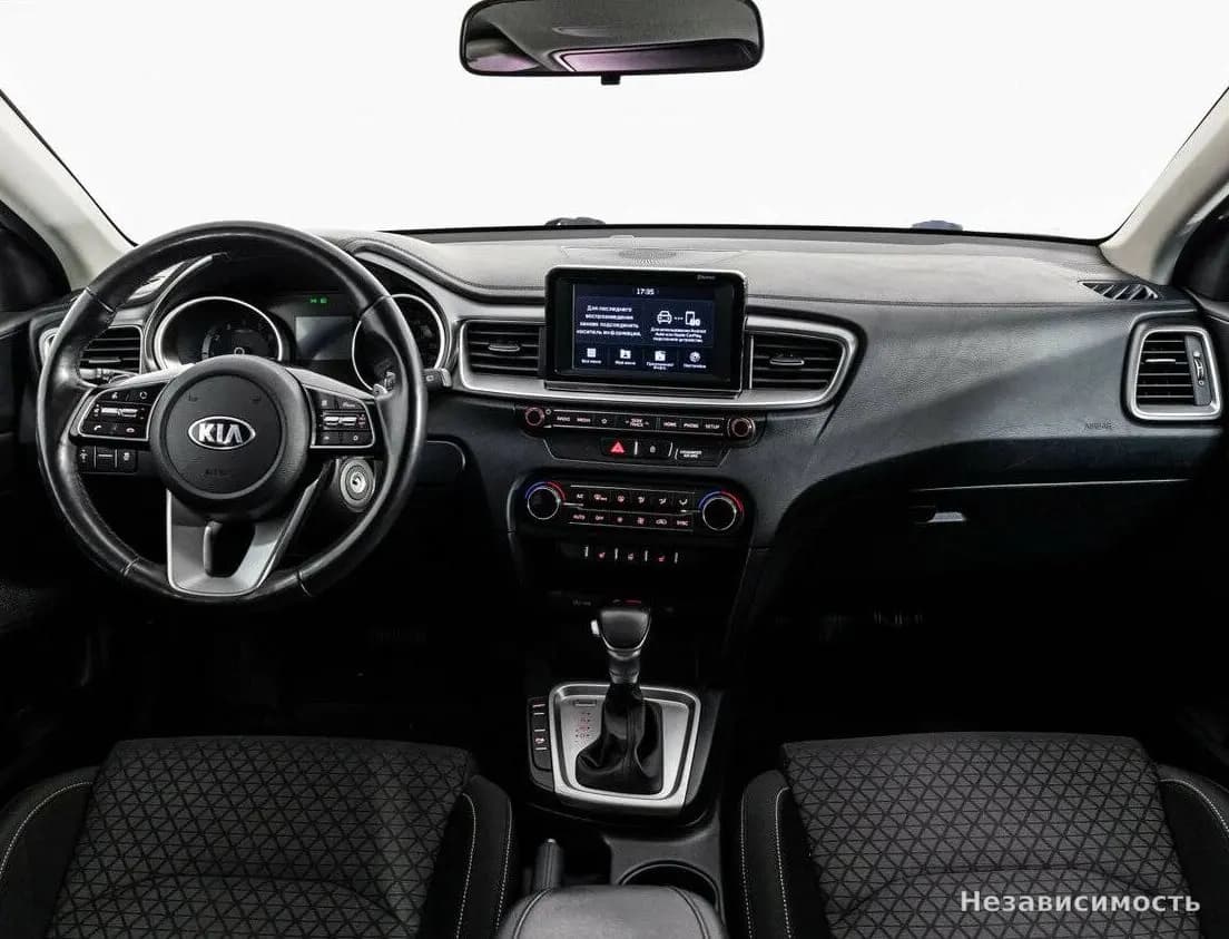KIA Ceed 2019 с пробегом — фото 8