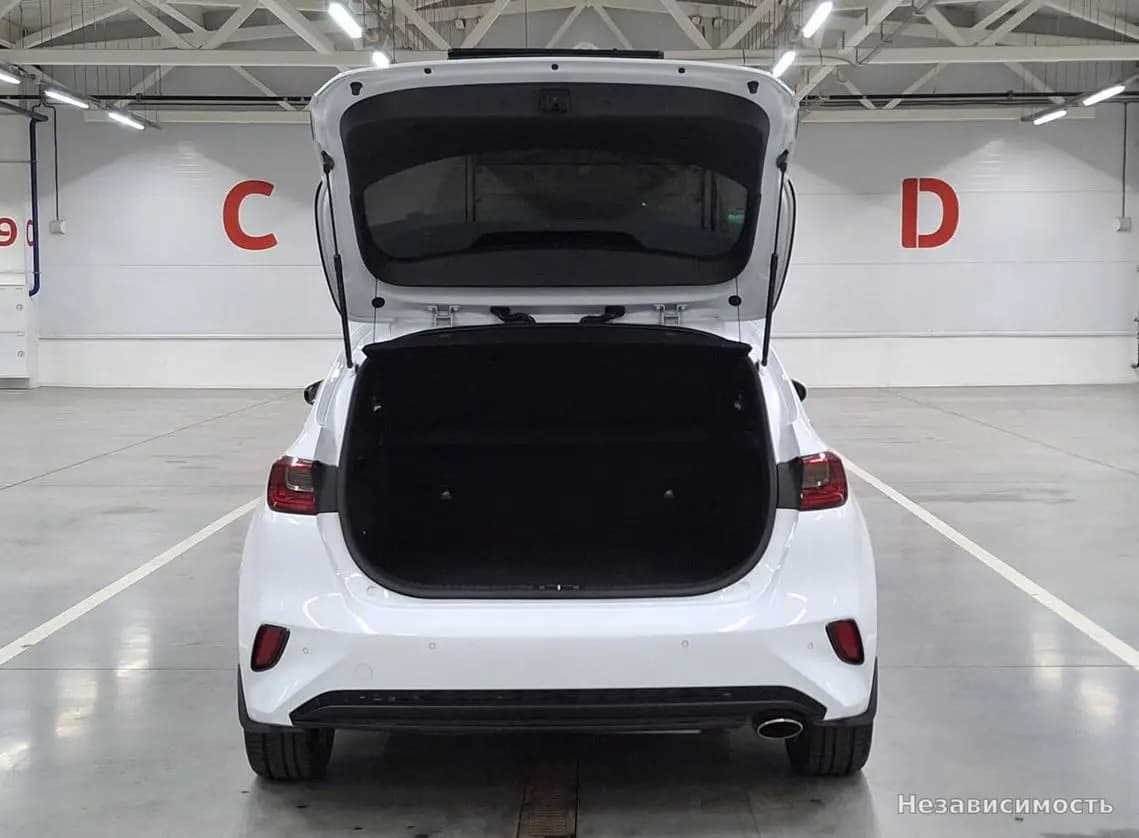 KIA Ceed 2019 с пробегом — фото 10