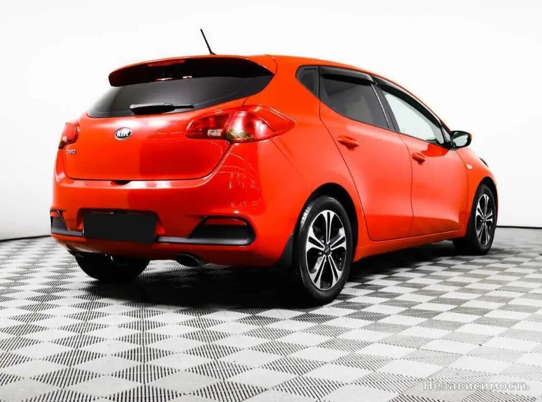 KIA Ceed 2015 с пробегом — фото 4