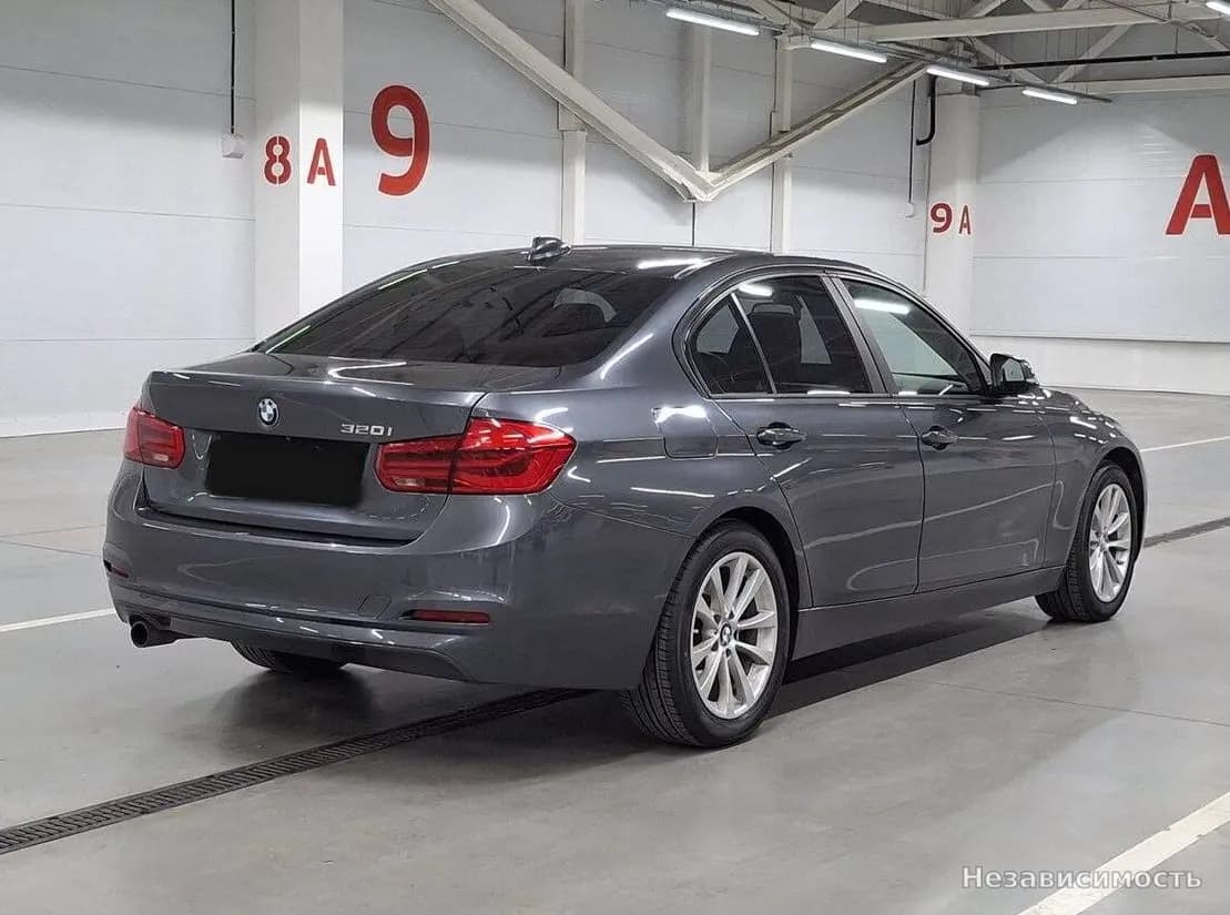 BMW 3 серии 2018 с пробегом — фото 5