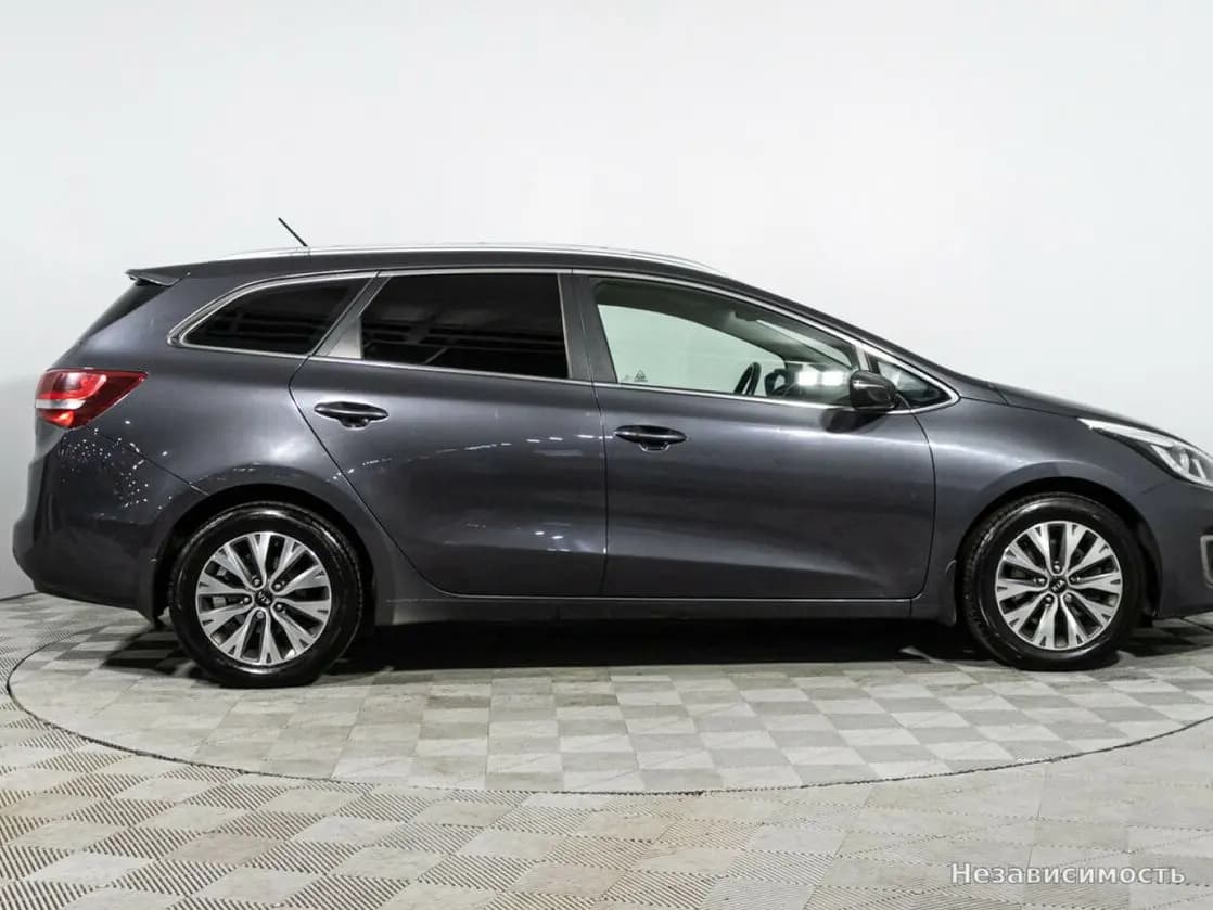 KIA Ceed 2015 с пробегом — фото 4