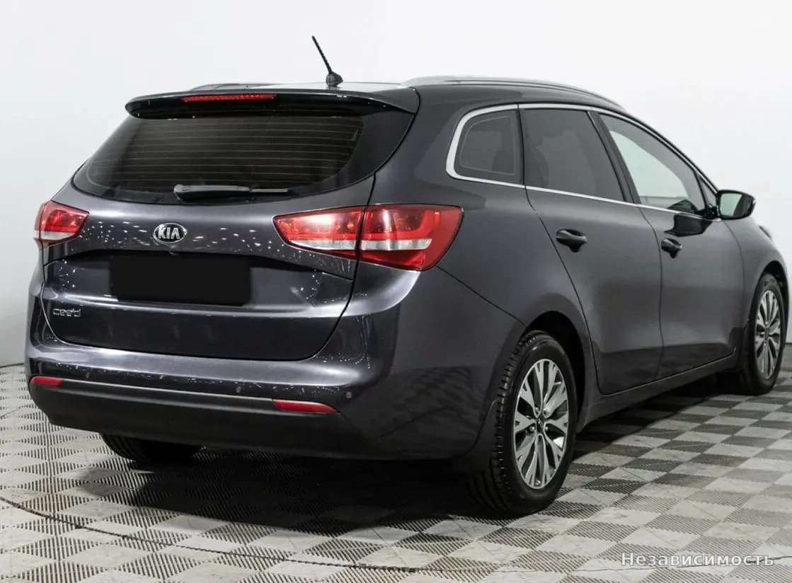 KIA Ceed 2015 с пробегом — фото 5