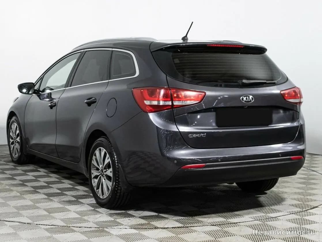 KIA Ceed 2015 с пробегом — фото 7
