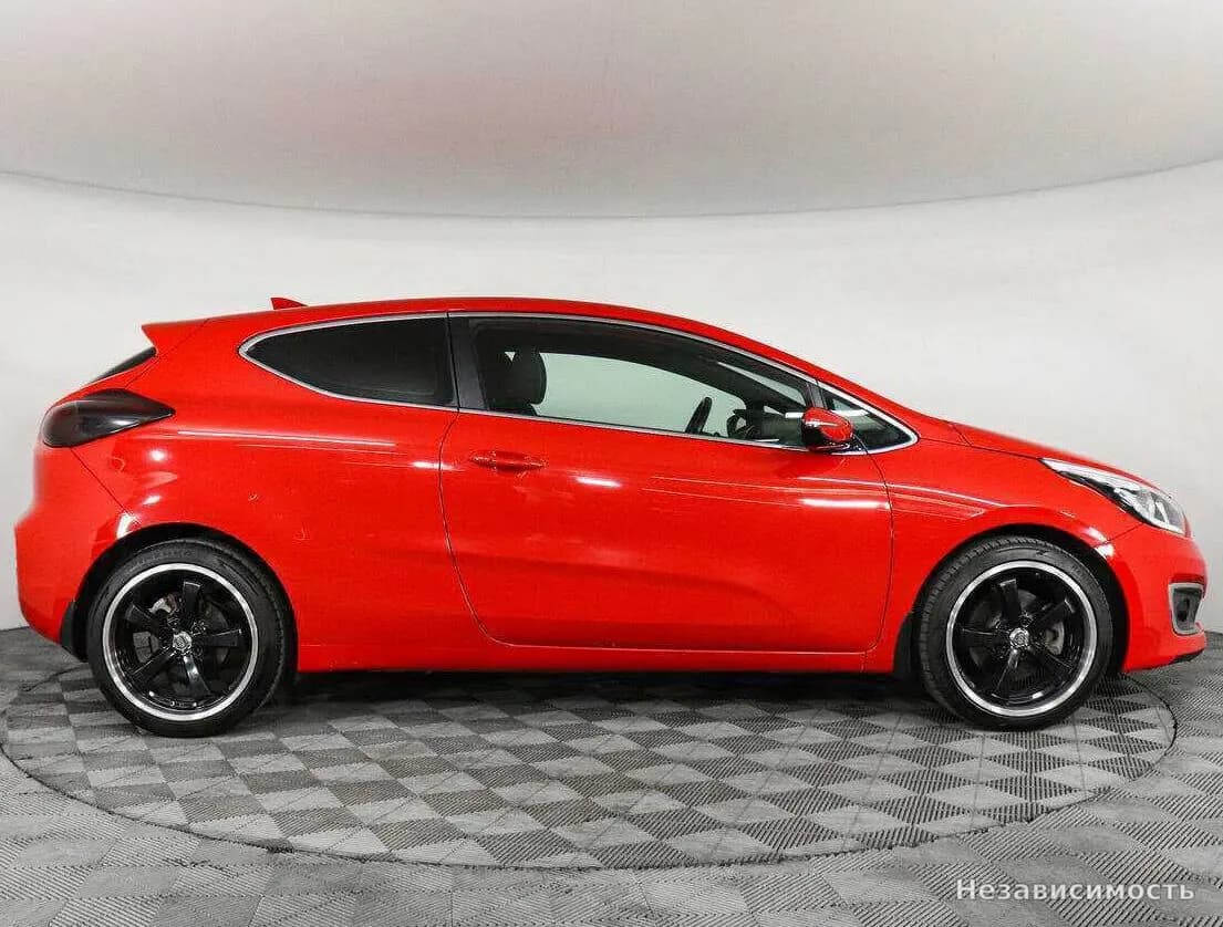 KIA Ceed 2017 с пробегом — фото 4