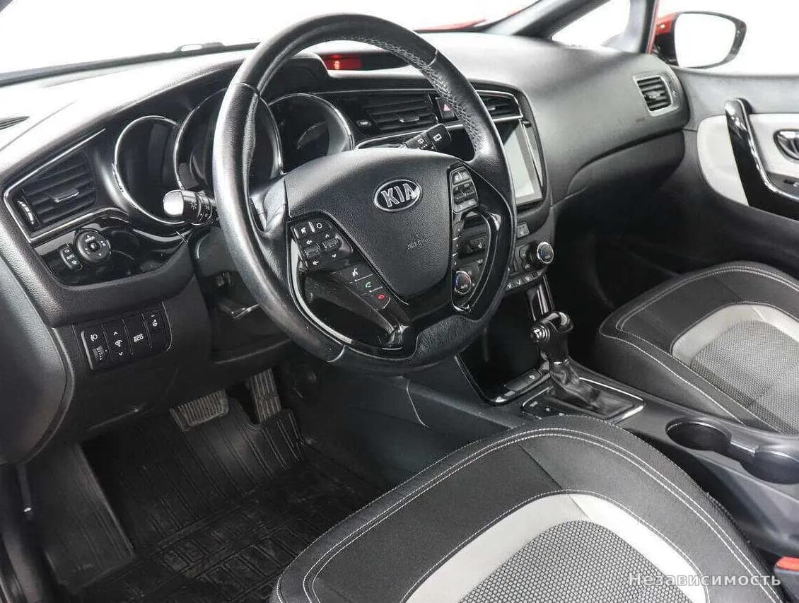 KIA Ceed 2017 с пробегом — фото 9