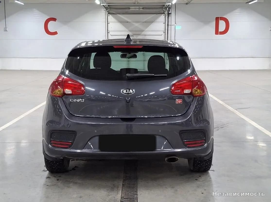 KIA Ceed 2018 с пробегом — фото 6