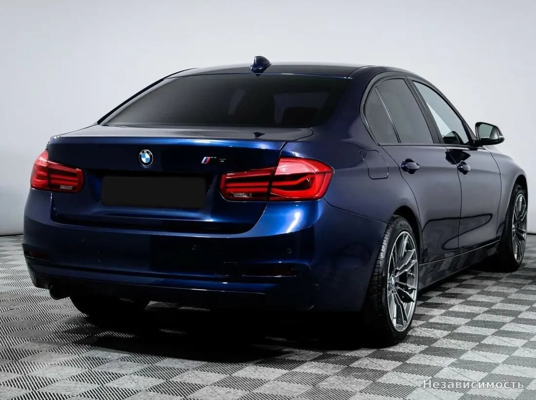 BMW 3 серии 2018 с пробегом — фото 4