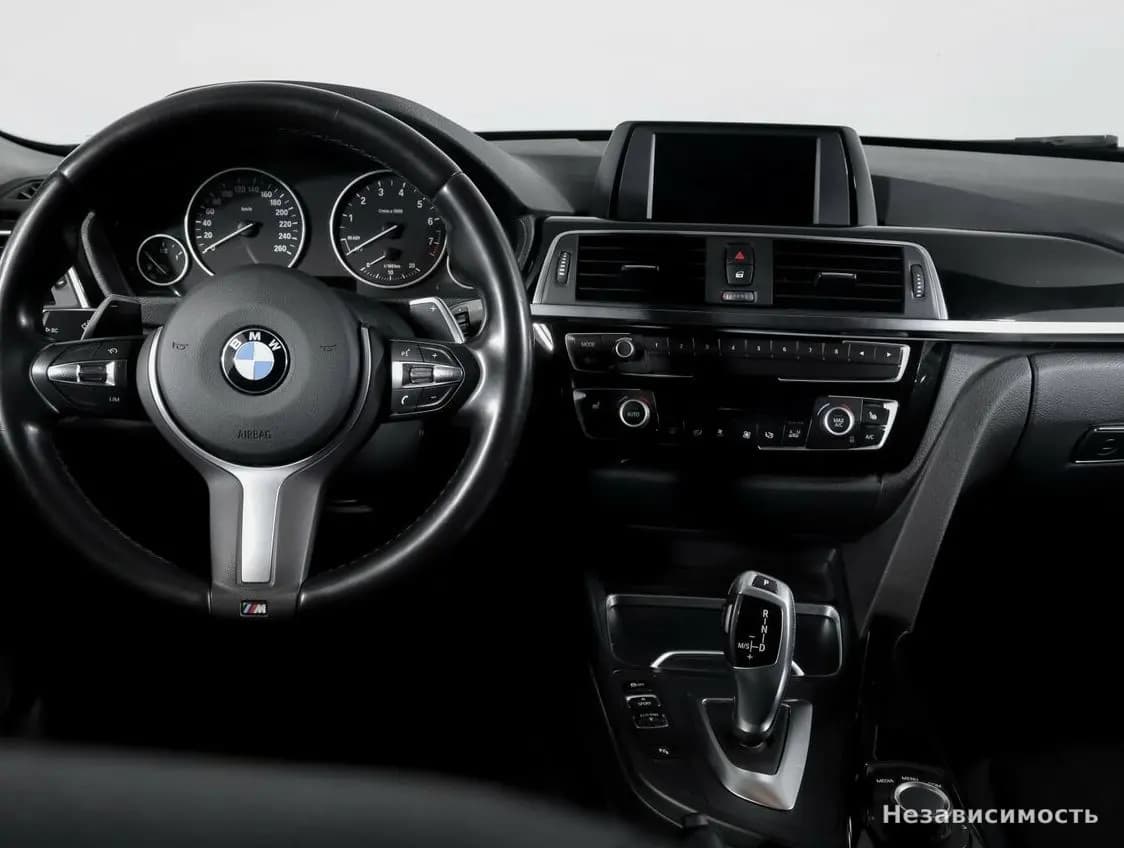 BMW 3 серии 2018 с пробегом — фото 10