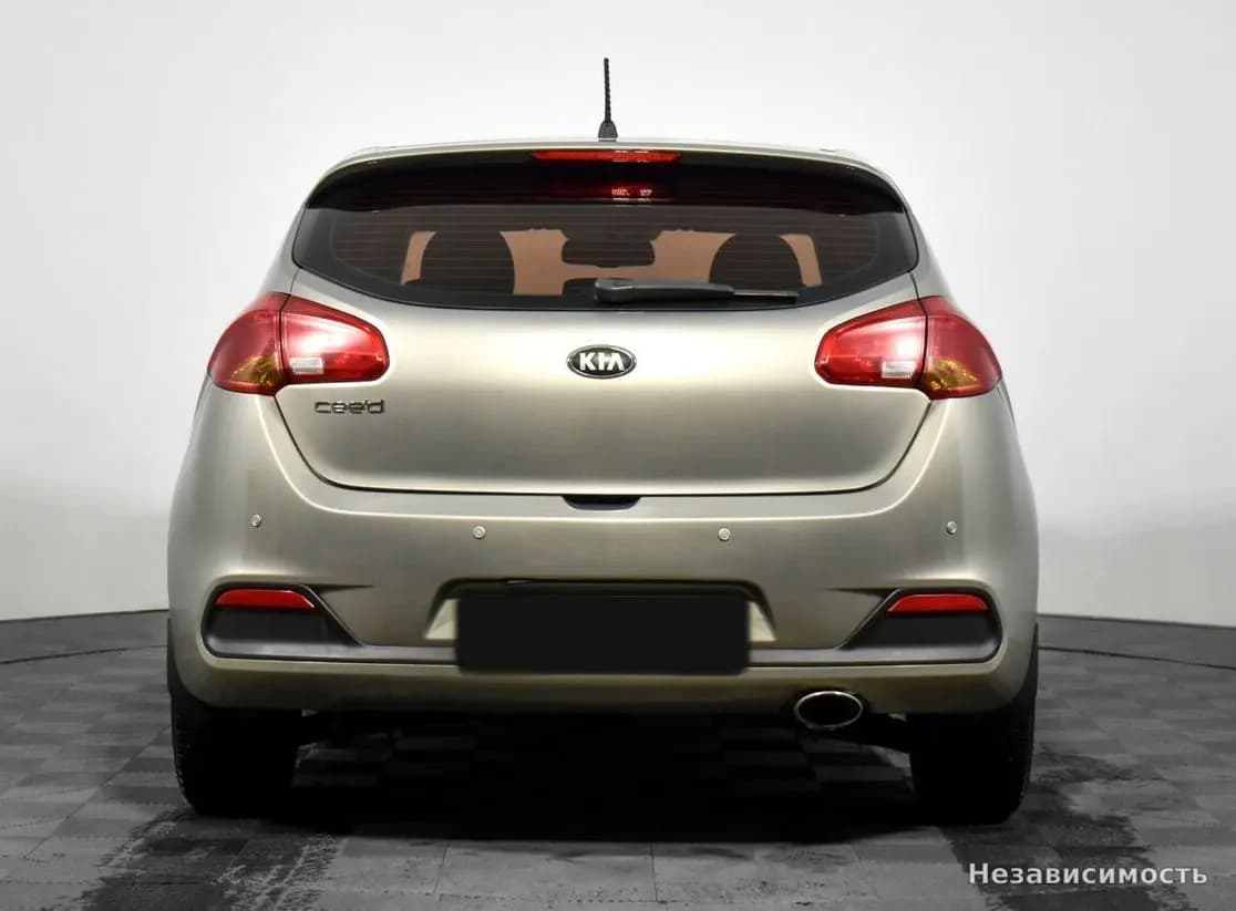 KIA Ceed 2012 с пробегом — фото 6