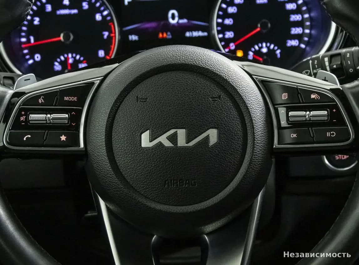 KIA Ceed 2022 с пробегом — фото 10