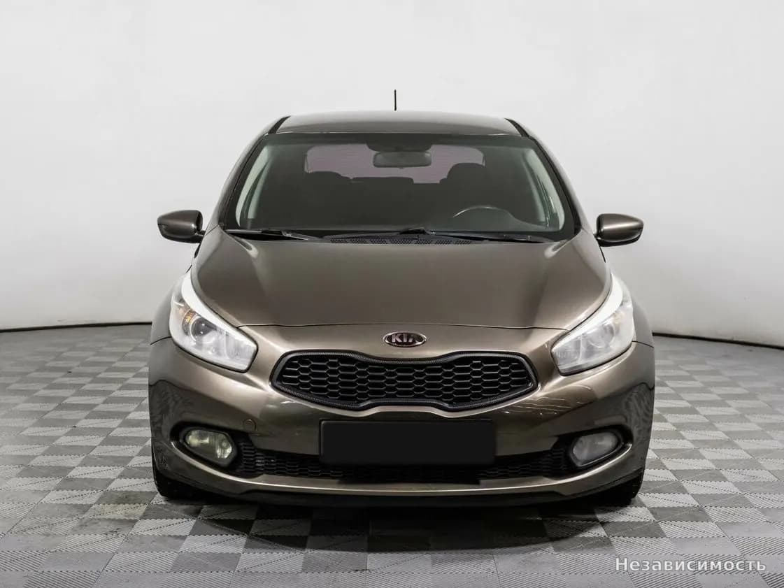 KIA Ceed 2012 с пробегом — фото 2