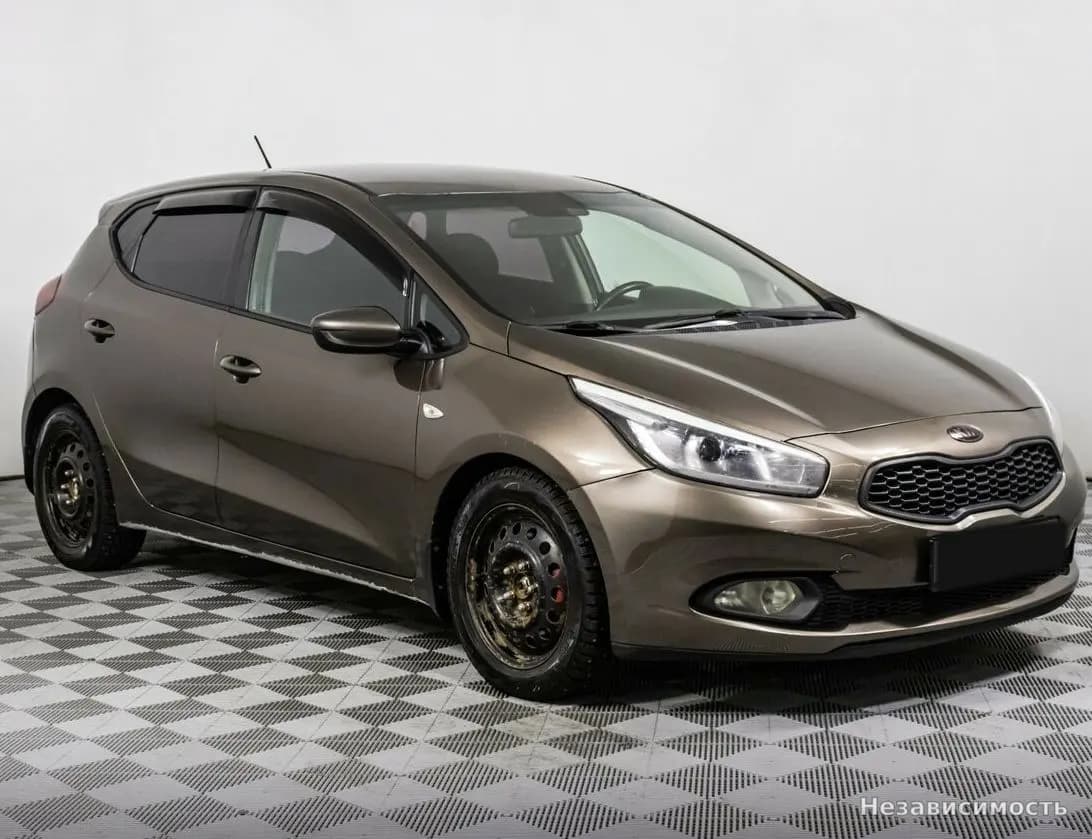 KIA Ceed 2012 с пробегом — фото 3