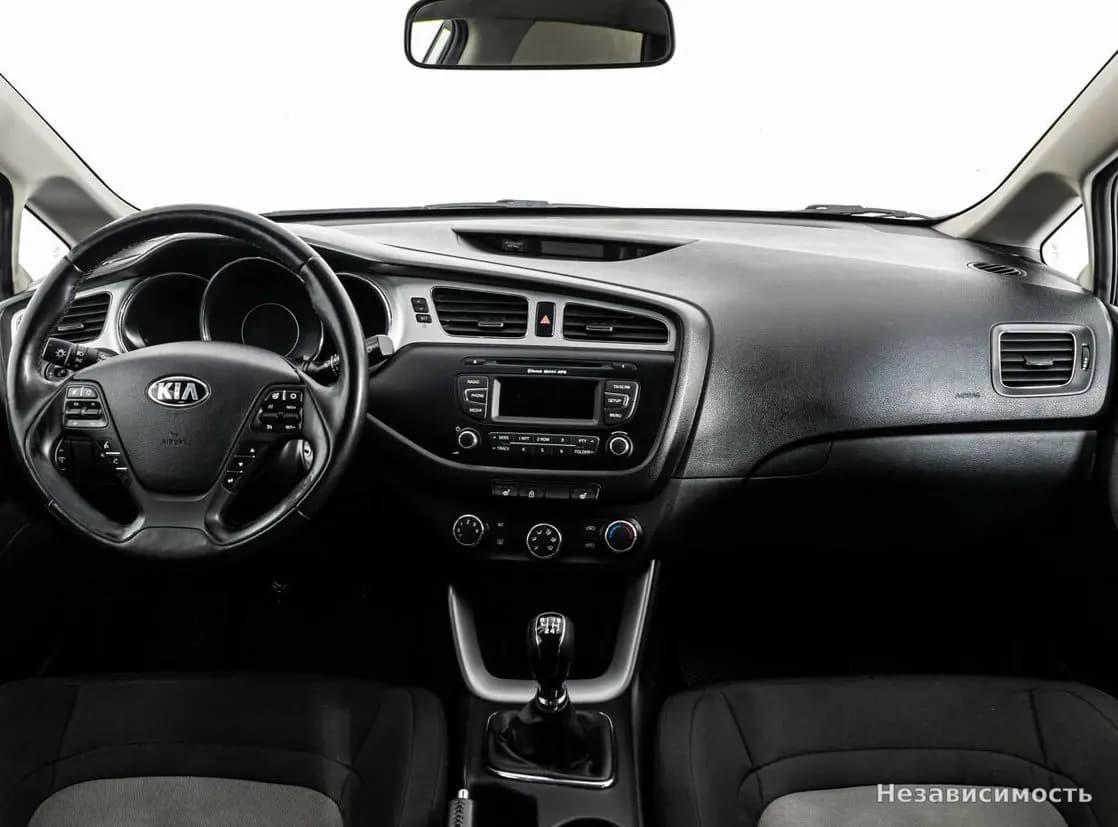 KIA Ceed 2014 с пробегом — фото 8
