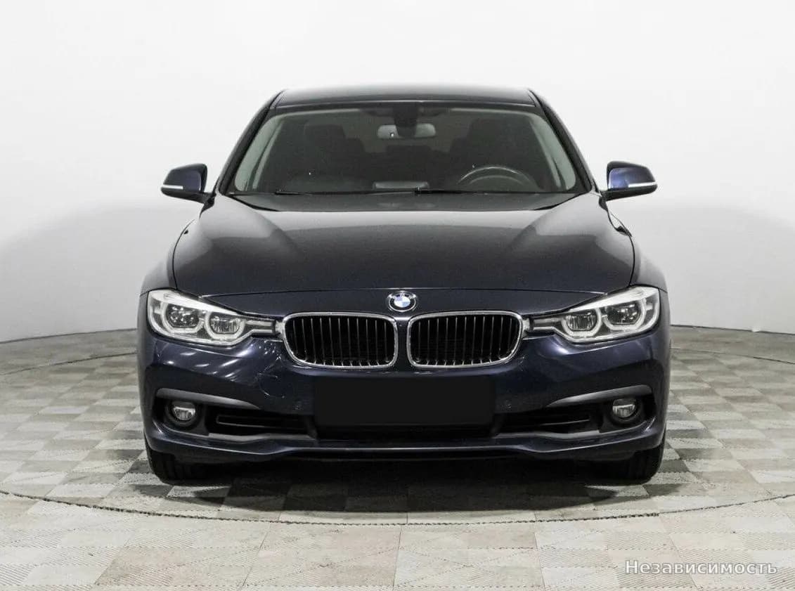 BMW 3 серии 2017 с пробегом — фото 2