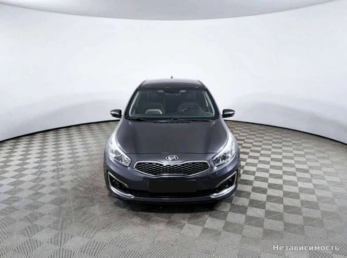 KIA Ceed 2018 с пробегом — фото 2